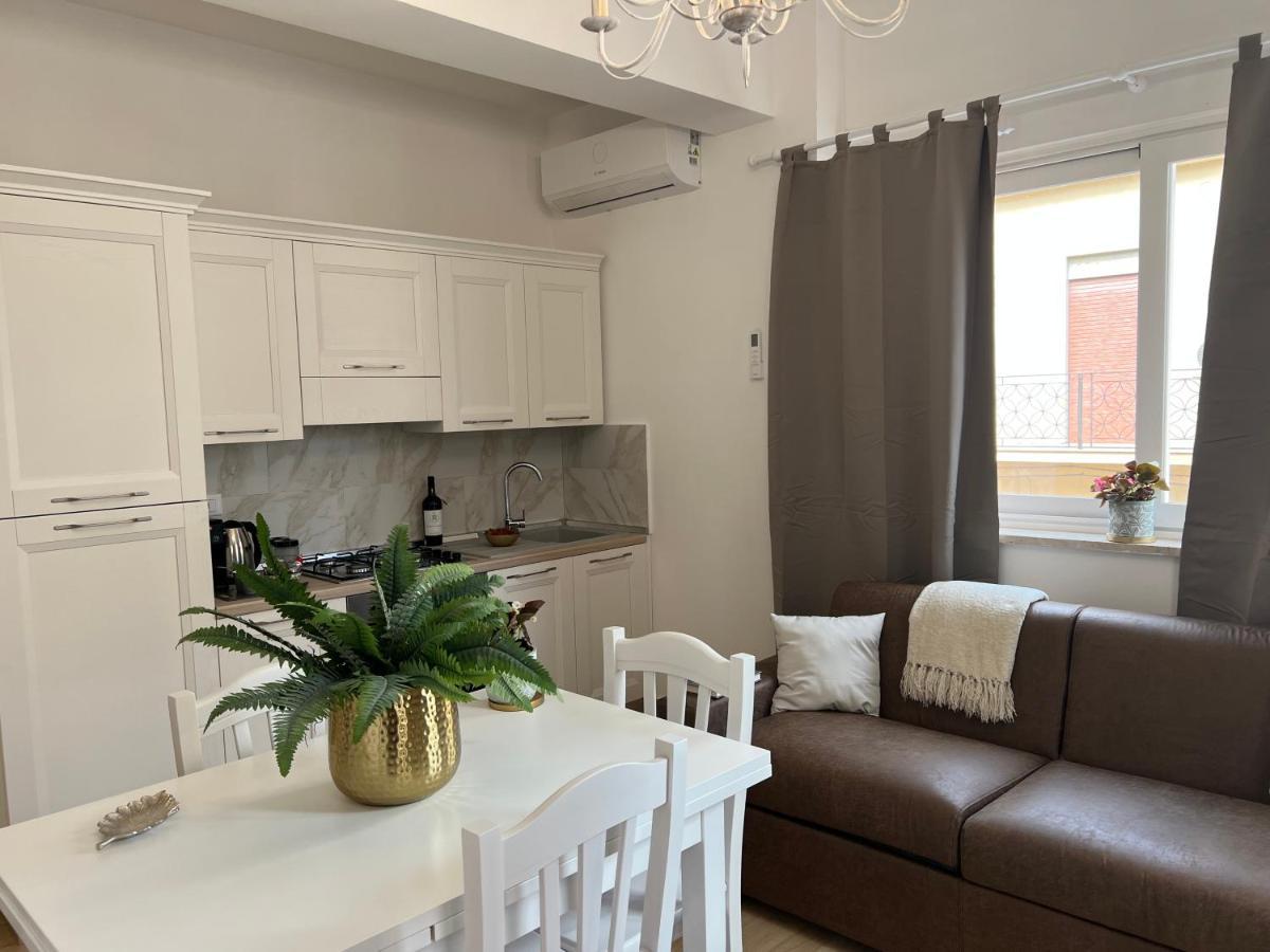 Caporama Apartment Terrasini Bagian luar foto