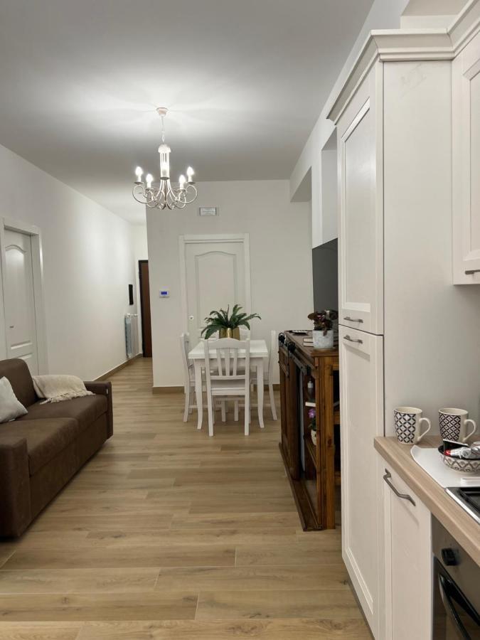 Caporama Apartment Terrasini Bagian luar foto
