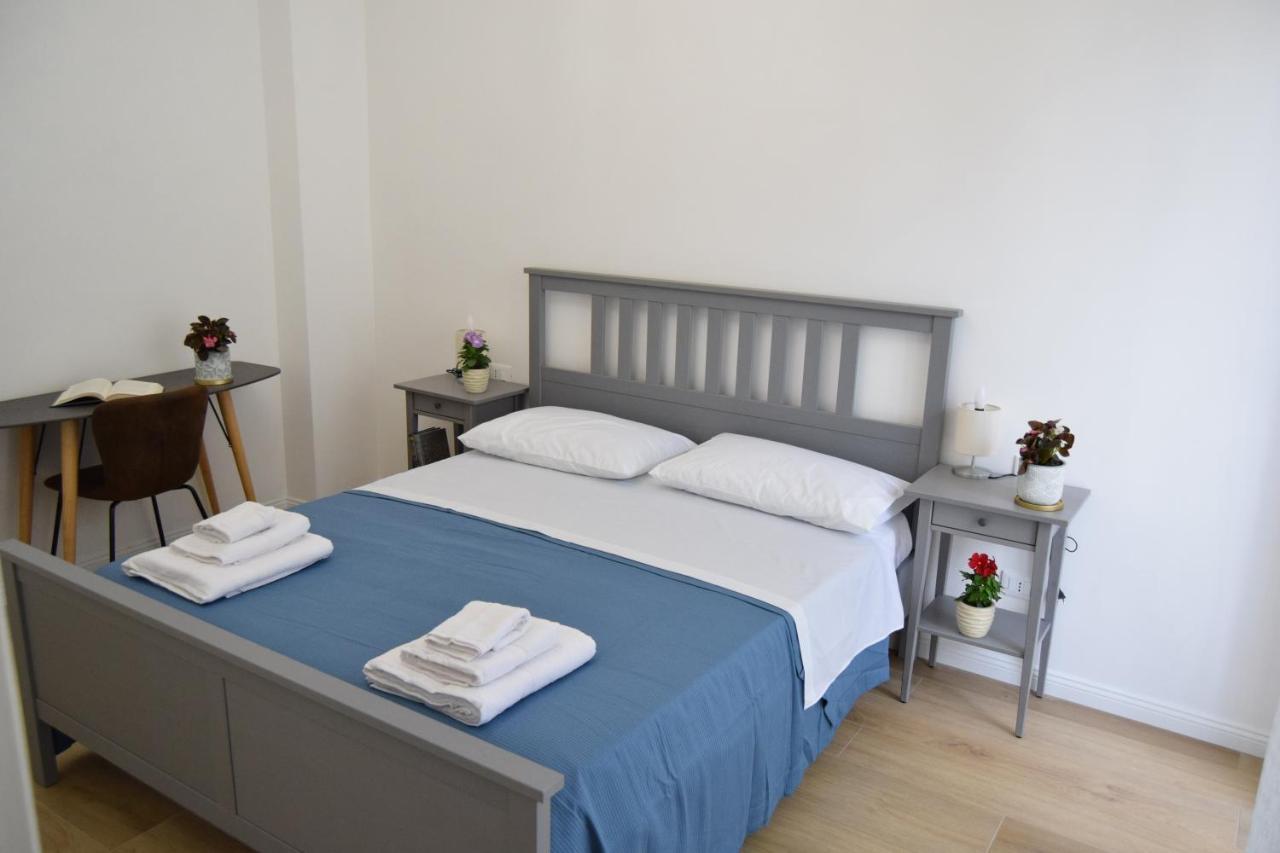 Caporama Apartment Terrasini Bagian luar foto